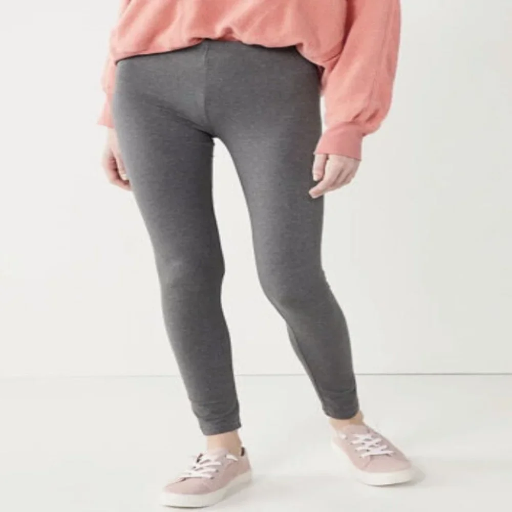 NWT Ladies Mid Rise Leggings New - Picture 2 of 4